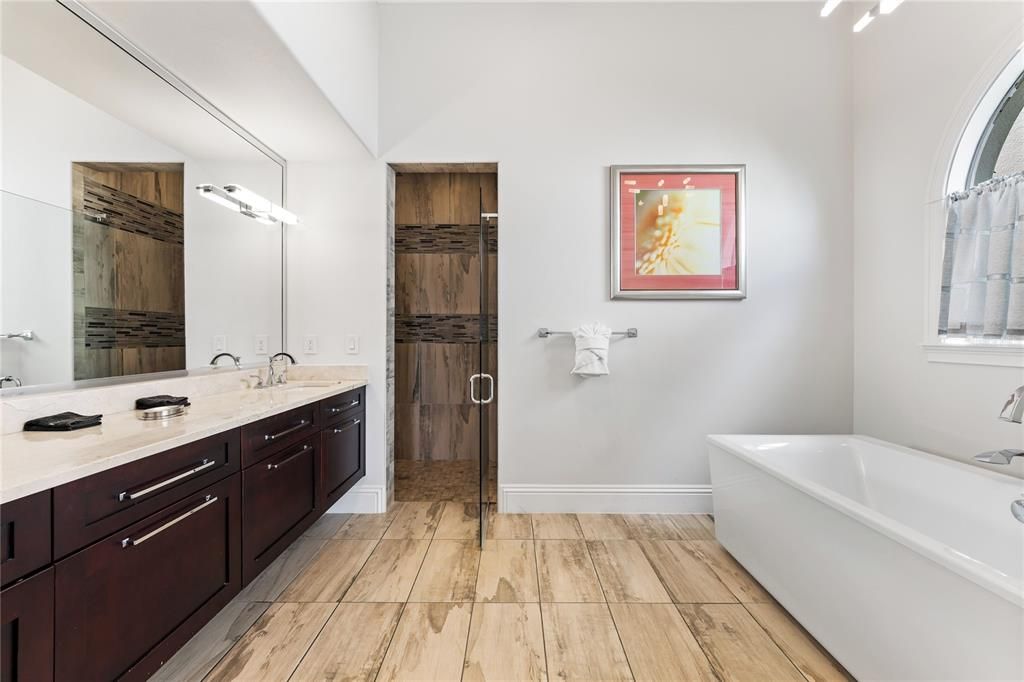 For Sale: $2,249,000 (7 beds, 8 baths, 6465 Square Feet)