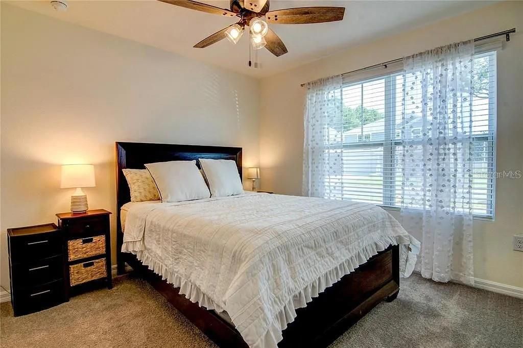 For Rent: $2,200 (4 beds, 2 baths, 1768 Square Feet)