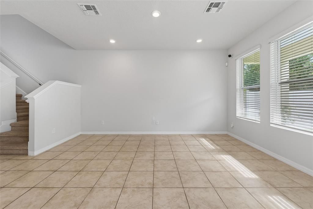 На продажу: $455,000 (3 спален, 2 ванн, 2255 Квадратных фут)