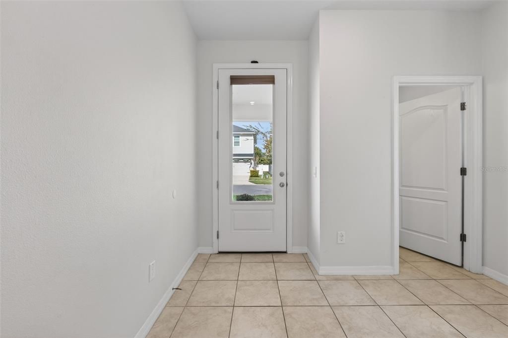 На продажу: $455,000 (3 спален, 2 ванн, 2255 Квадратных фут)