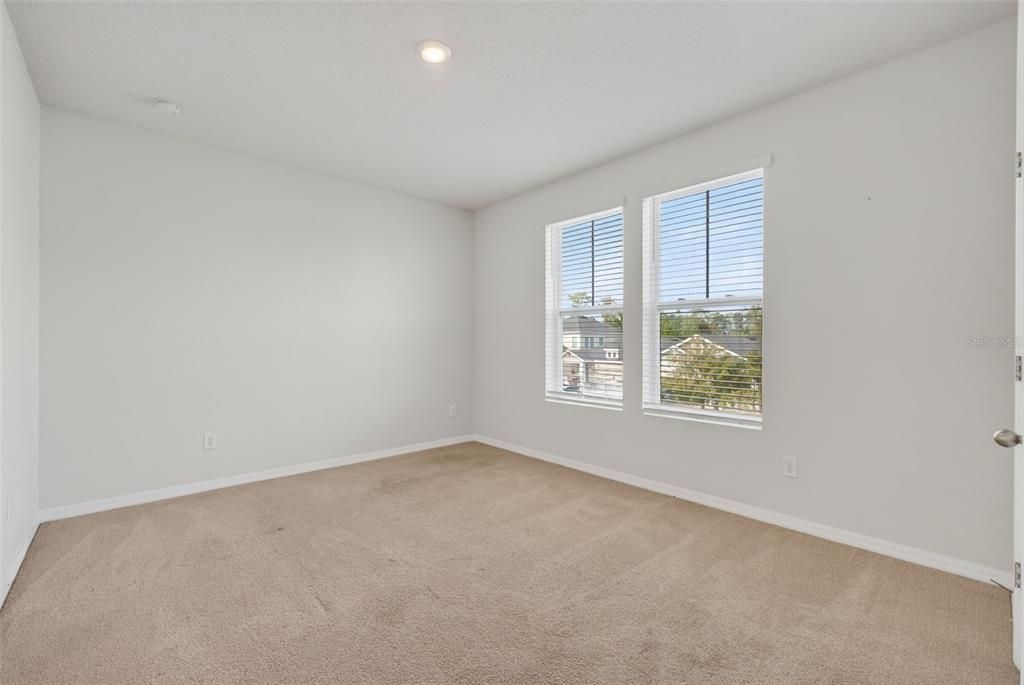 На продажу: $455,000 (3 спален, 2 ванн, 2255 Квадратных фут)