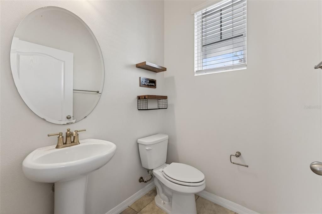 На продажу: $455,000 (3 спален, 2 ванн, 2255 Квадратных фут)