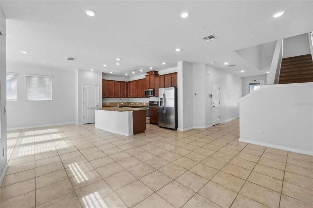 На продажу: $455,000 (3 спален, 2 ванн, 2255 Квадратных фут)