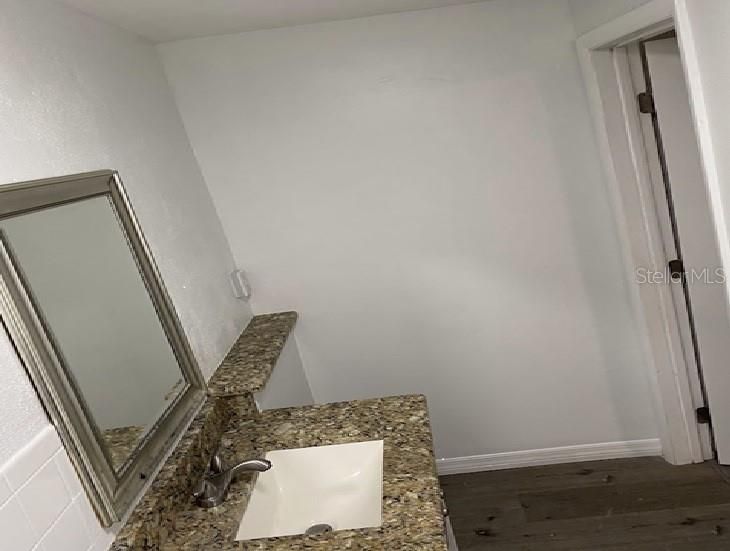 For Sale: $325,000 (3 beds, 2 baths, 972 Square Feet)