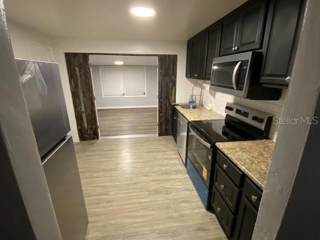 For Sale: $325,000 (3 beds, 2 baths, 972 Square Feet)