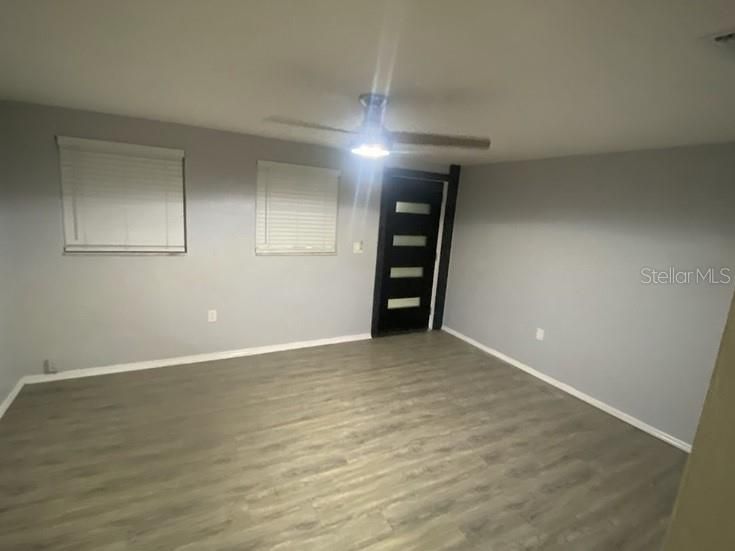 For Sale: $325,000 (3 beds, 2 baths, 972 Square Feet)