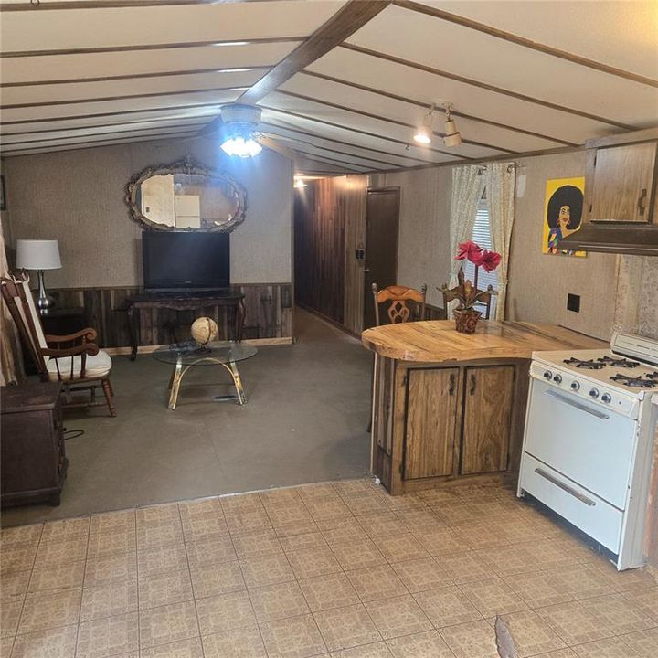 En Venta: $70,000 (3 camas, 2 baños, 1140 Pies cuadrados)