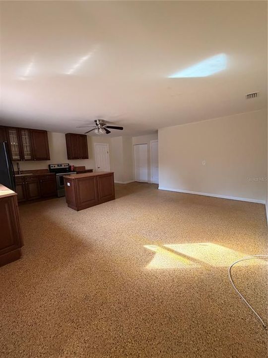 En Venta: $424,900 (3 camas, 2 baños, 1633 Pies cuadrados)