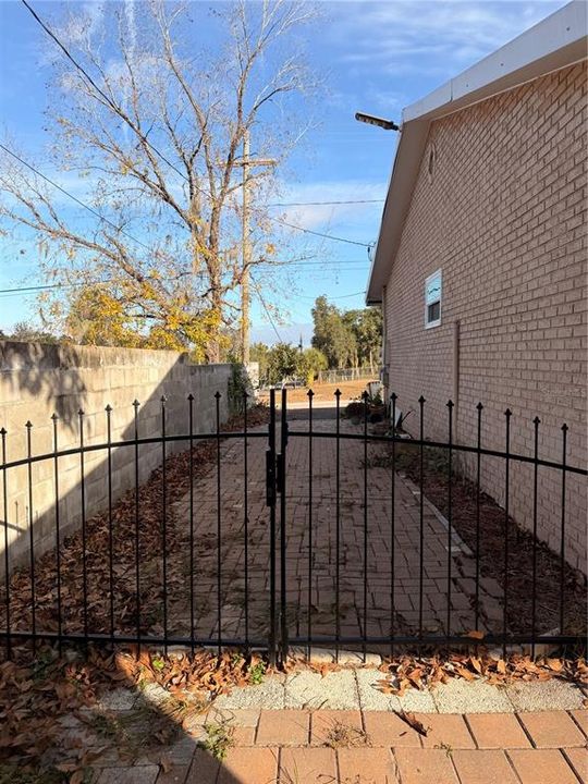 En Venta: $424,900 (3 camas, 2 baños, 1633 Pies cuadrados)