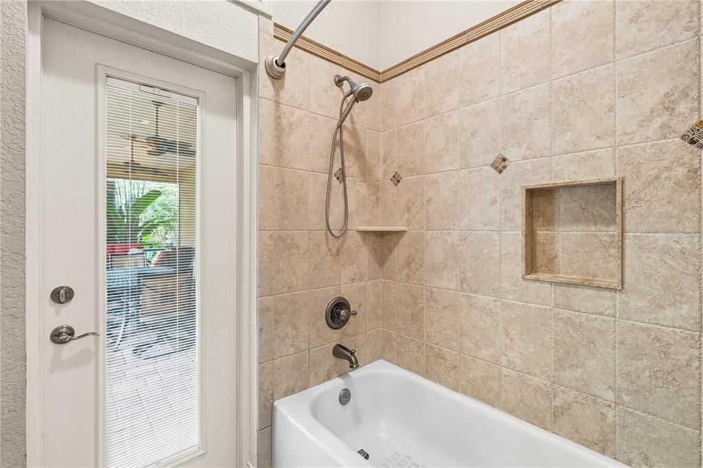 En Venta: $499,900 (4 camas, 2 baños, 2226 Pies cuadrados)