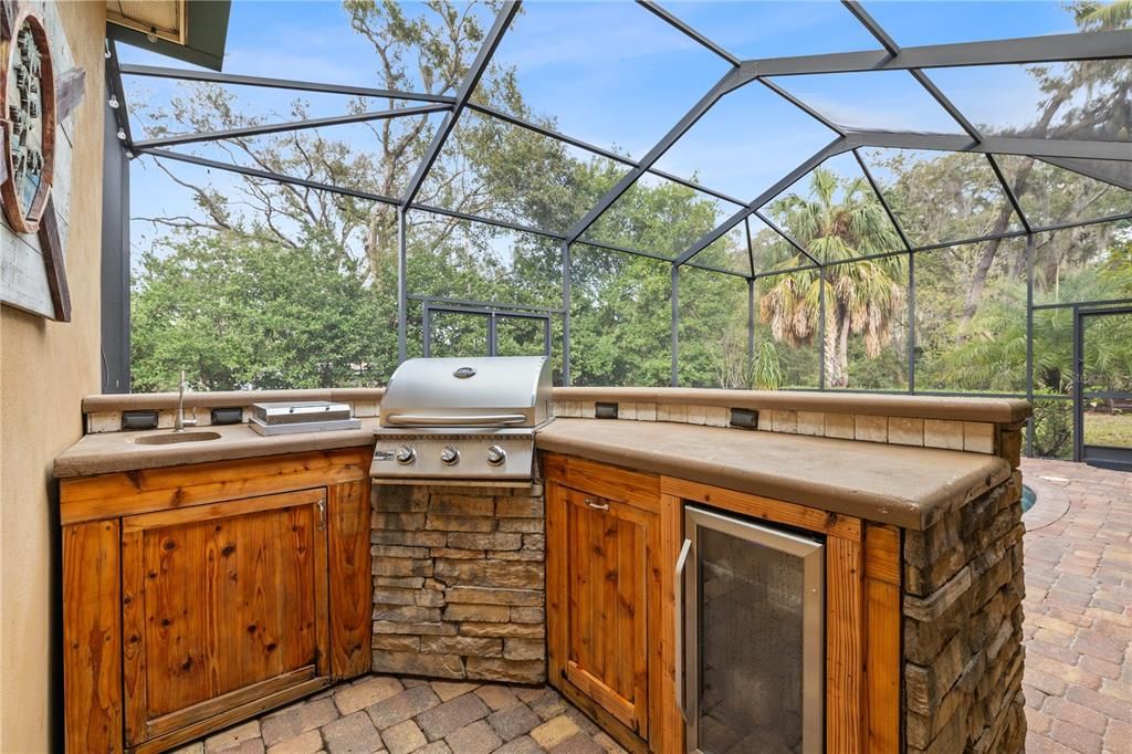 En Venta: $499,900 (4 camas, 2 baños, 2226 Pies cuadrados)