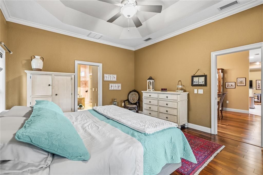 En Venta: $499,900 (4 camas, 2 baños, 2226 Pies cuadrados)