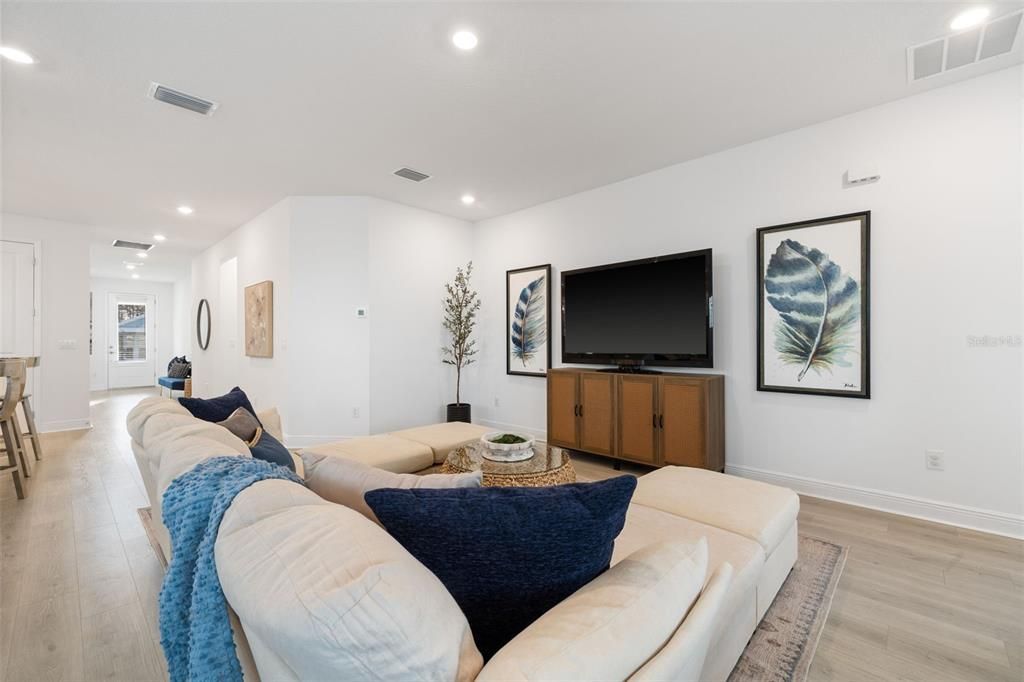 En Renta: $4,000 (4 camas, 3 baños, 3019 Pies cuadrados)