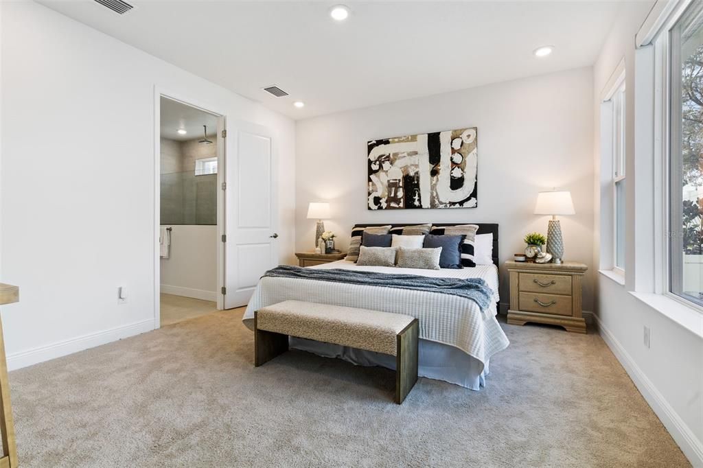 En Renta: $4,000 (4 camas, 3 baños, 3019 Pies cuadrados)