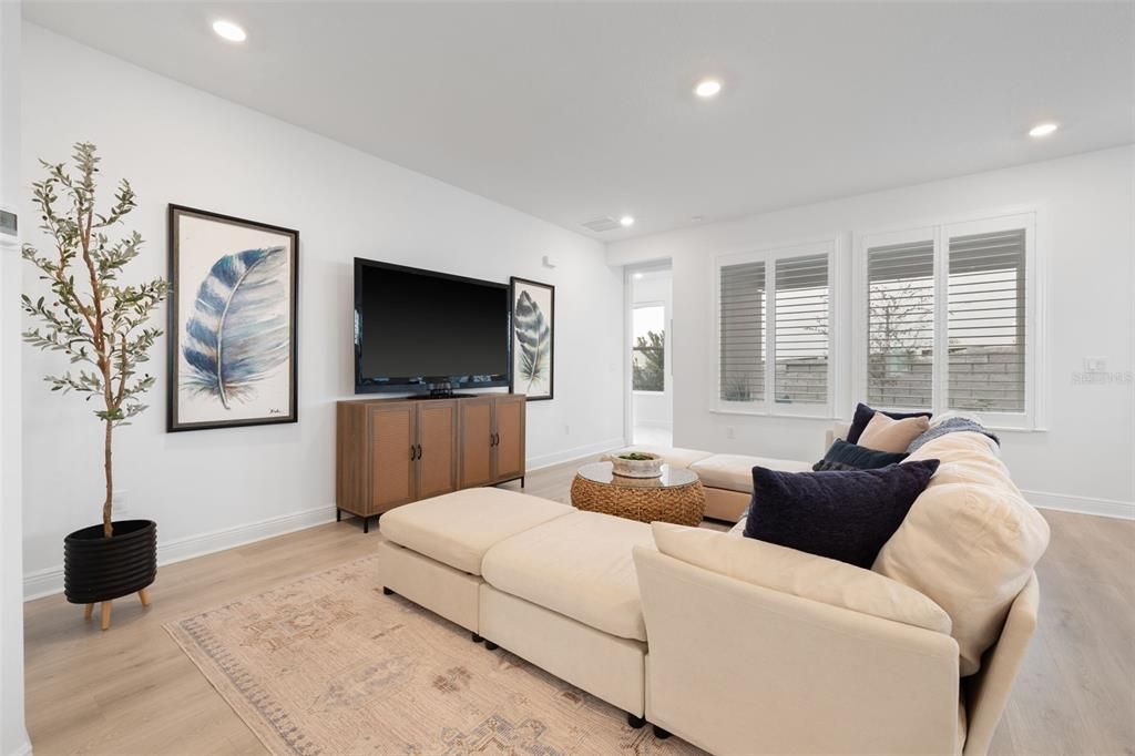 En Renta: $4,000 (4 camas, 3 baños, 3019 Pies cuadrados)