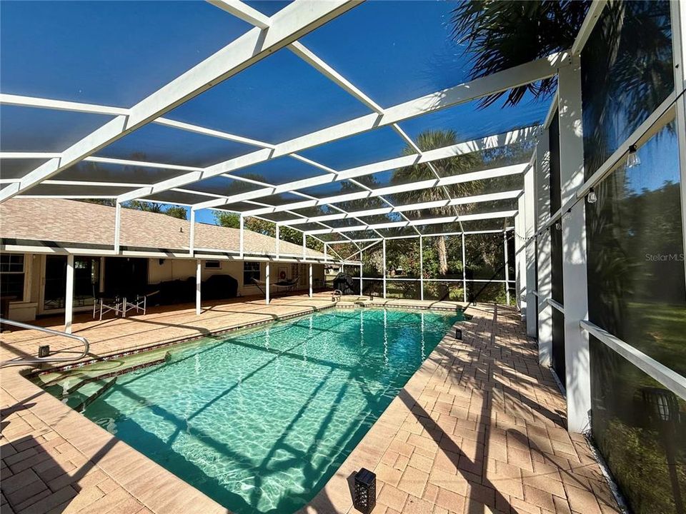 待售: $706,000 (4 贝兹, 3 浴室, 2449 平方英尺)