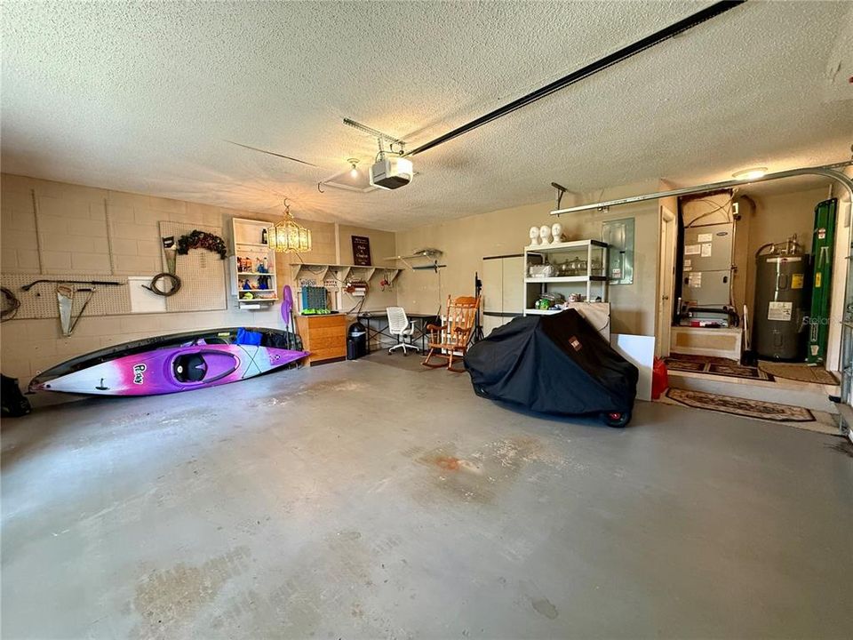 待售: $706,000 (4 贝兹, 3 浴室, 2449 平方英尺)