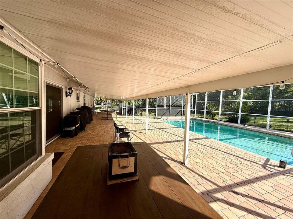 待售: $706,000 (4 贝兹, 3 浴室, 2449 平方英尺)