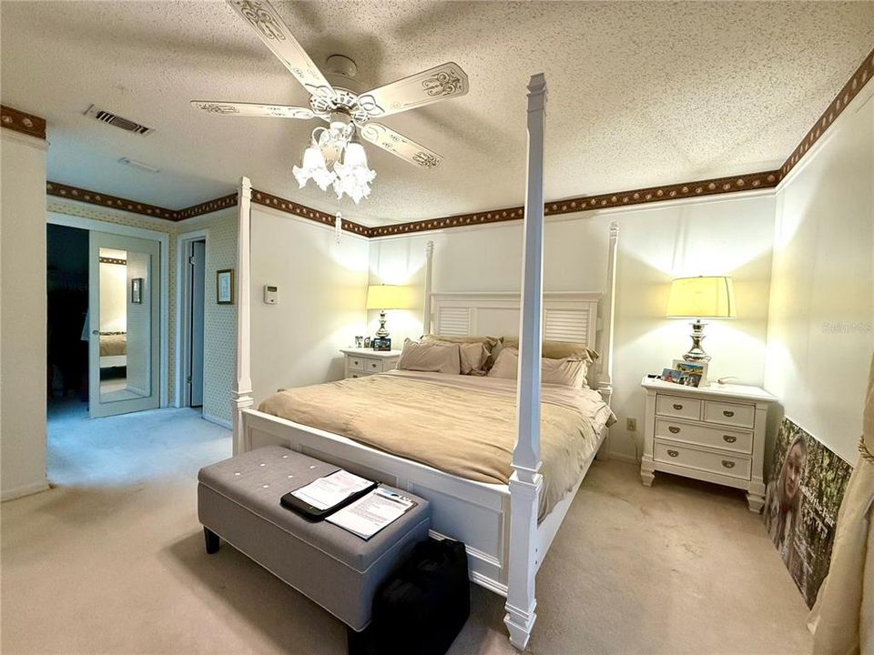 待售: $729,900 (4 贝兹, 3 浴室, 2449 平方英尺)