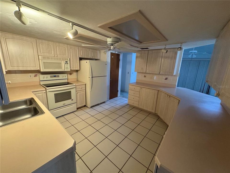 En Venta: $269,999 (3 camas, 2 baños, 1591 Pies cuadrados)