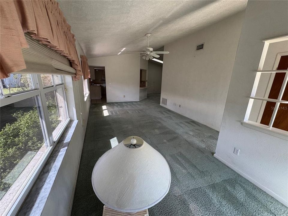 En Venta: $269,999 (3 camas, 2 baños, 1591 Pies cuadrados)