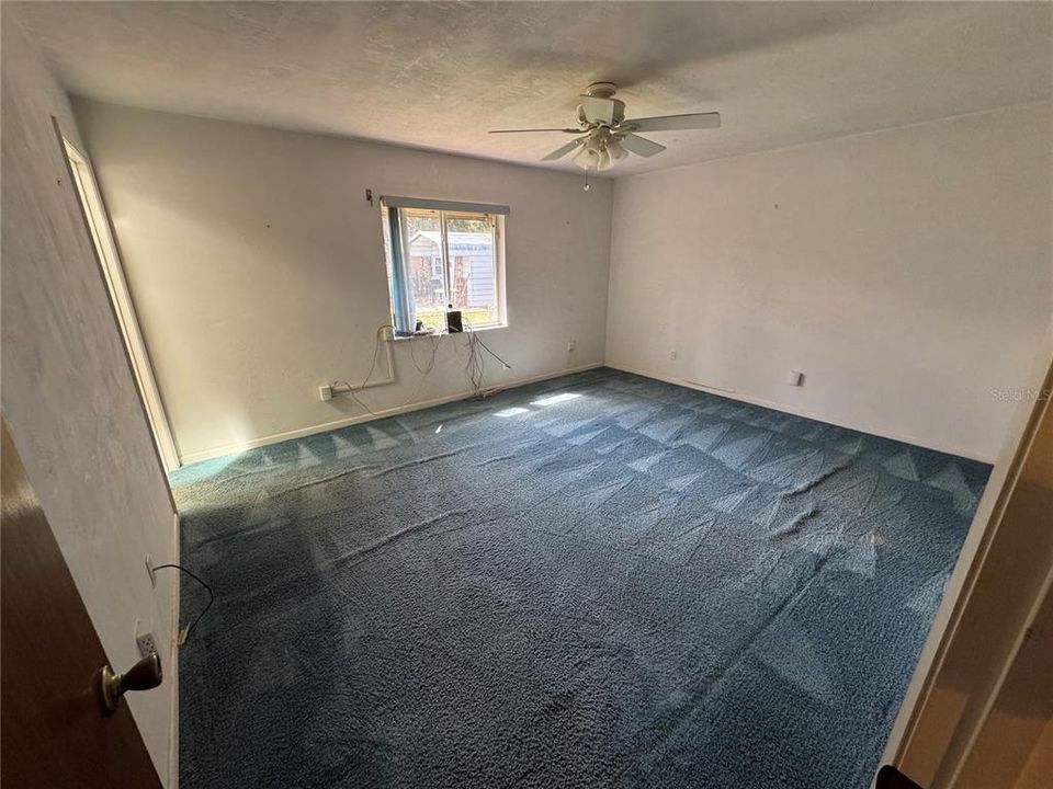 En Venta: $269,999 (3 camas, 2 baños, 1591 Pies cuadrados)