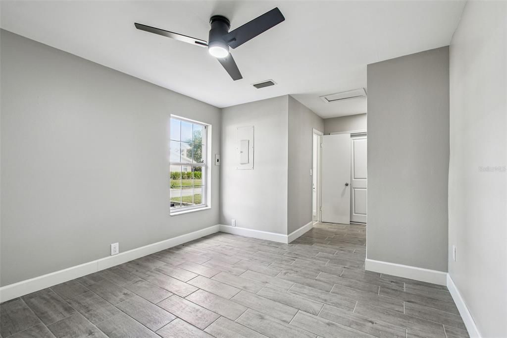 For Rent: $3,995 (3 beds, 3 baths, 1984 Square Feet)