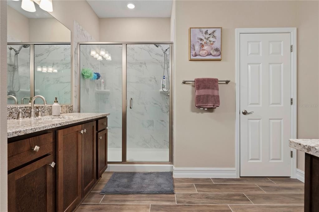 待售: $435,000 (2 贝兹, 2 浴室, 2048 平方英尺)