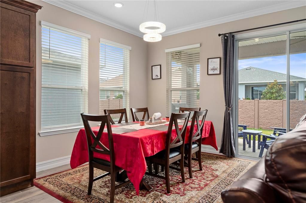 待售: $435,000 (2 贝兹, 2 浴室, 2048 平方英尺)