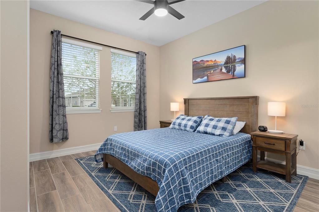 待售: $435,000 (2 贝兹, 2 浴室, 2048 平方英尺)