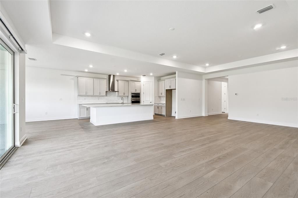 На продажу: $839,999 (3 спален, 3 ванн, 2581 Квадратных фут)