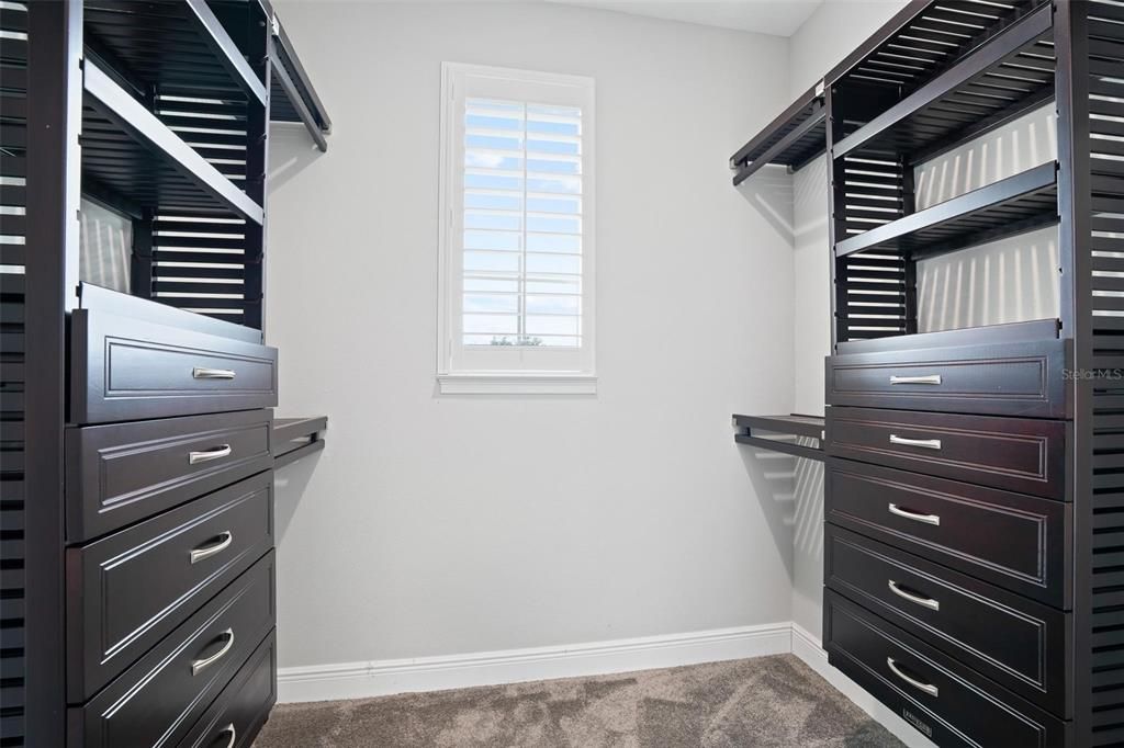 На продажу: $999,000 (5 спален, 3 ванн, 3407 Квадратных фут)