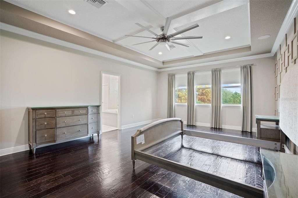 На продажу: $999,000 (5 спален, 3 ванн, 3407 Квадратных фут)