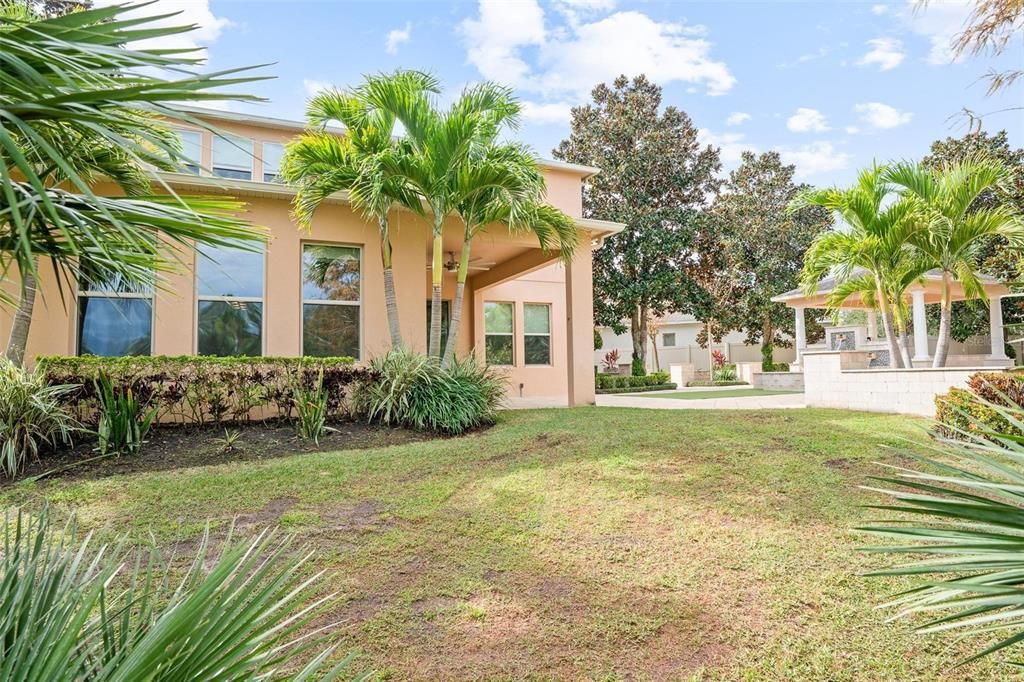 На продажу: $999,000 (5 спален, 3 ванн, 3407 Квадратных фут)