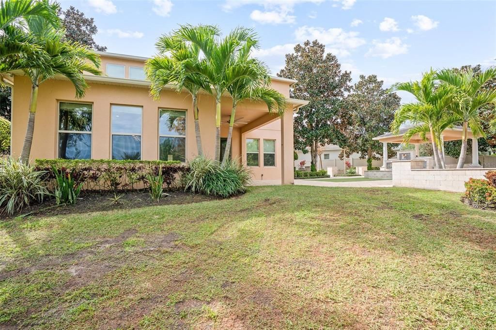 На продажу: $999,000 (5 спален, 3 ванн, 3407 Квадратных фут)