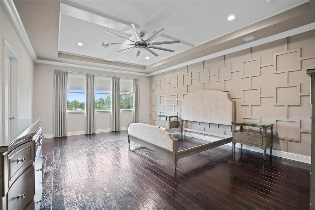 На продажу: $999,000 (5 спален, 3 ванн, 3407 Квадратных фут)