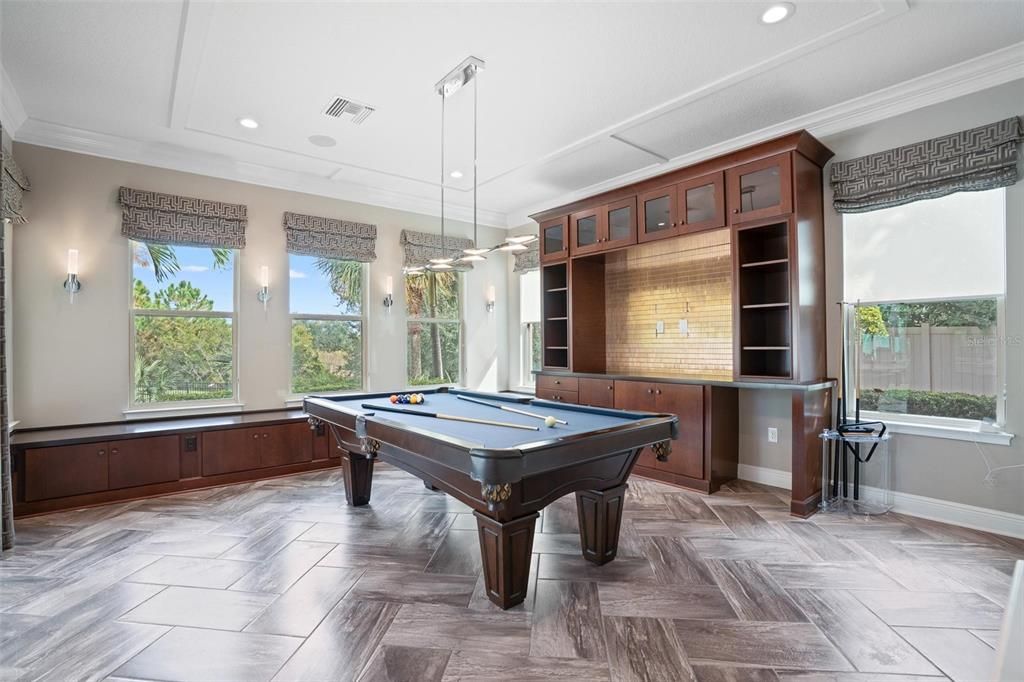 На продажу: $999,000 (5 спален, 3 ванн, 3407 Квадратных фут)