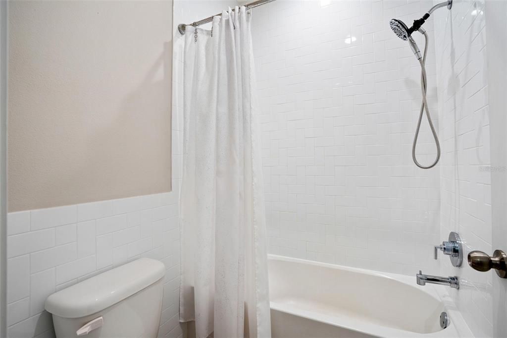 На продажу: $999,000 (5 спален, 3 ванн, 3407 Квадратных фут)