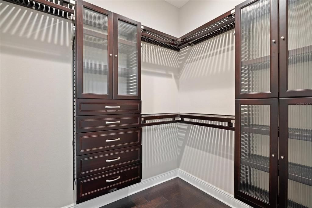 На продажу: $999,000 (5 спален, 3 ванн, 3407 Квадратных фут)