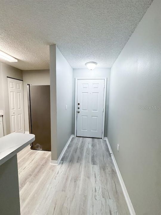 For Sale: $242,000 (2 beds, 2 baths, 975 Square Feet)