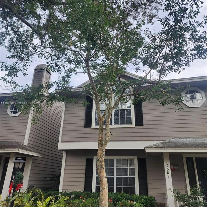 出租: $2,450 (3 贝兹, 2 浴室, 1485 平方英尺)