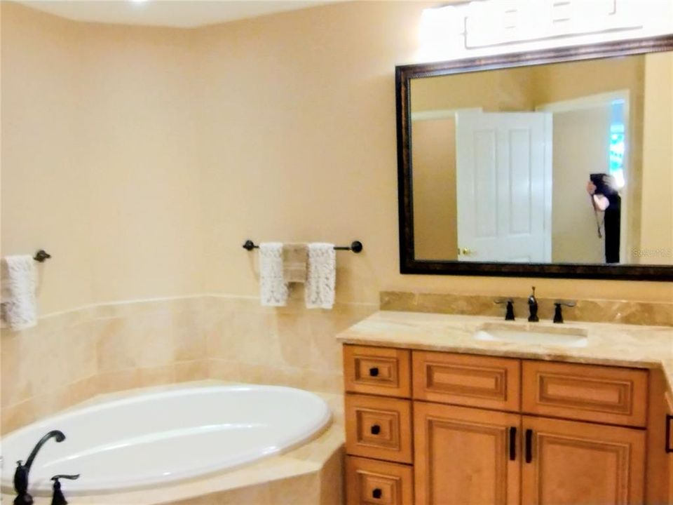 待售: $599,000 (3 贝兹, 2 浴室, 2288 平方英尺)