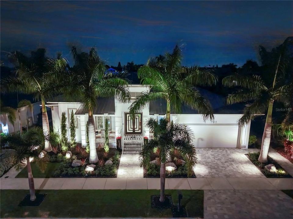 En Venta: $1,599,000 (4 camas, 3 baños, 2843 Pies cuadrados)