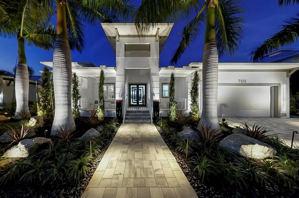 En Venta: $1,599,000 (4 camas, 3 baños, 2843 Pies cuadrados)