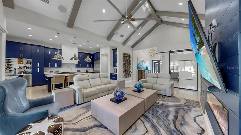 En Venta: $1,599,000 (4 camas, 3 baños, 2843 Pies cuadrados)