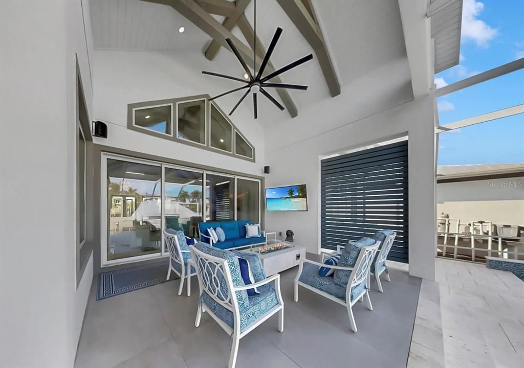 En Venta: $1,599,000 (4 camas, 3 baños, 2843 Pies cuadrados)