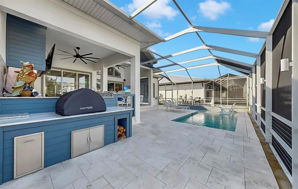 En Venta: $1,599,000 (4 camas, 3 baños, 2843 Pies cuadrados)