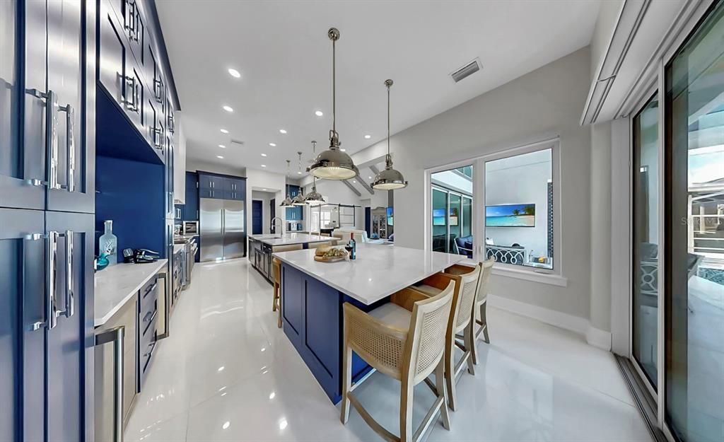 En Venta: $1,599,000 (4 camas, 3 baños, 2843 Pies cuadrados)