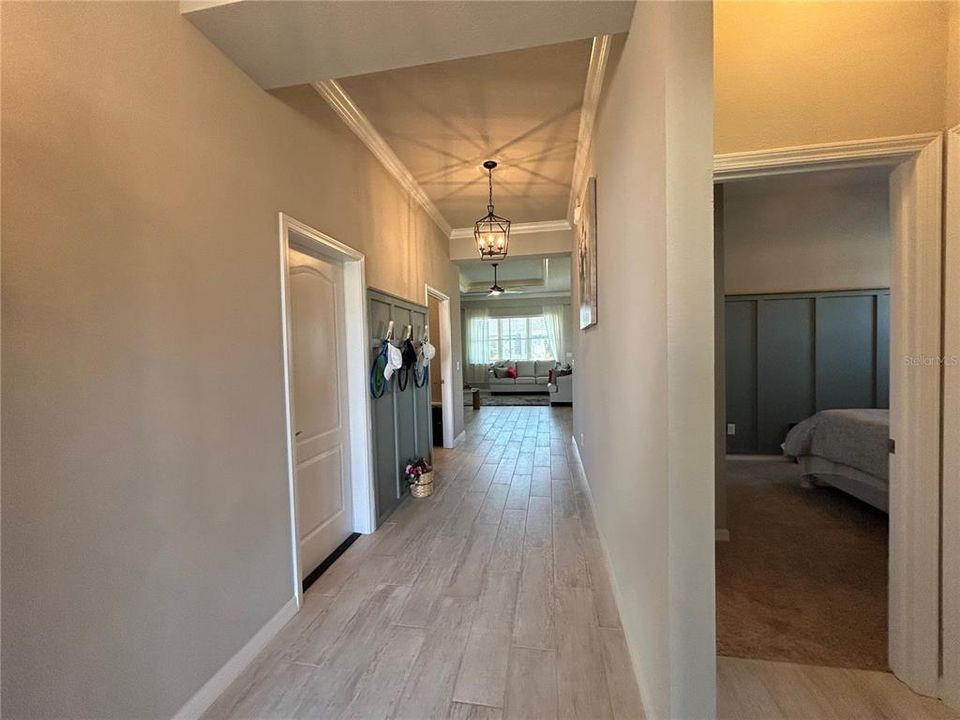 For Rent: $2,900 (3 beds, 2 baths, 2523 Square Feet)