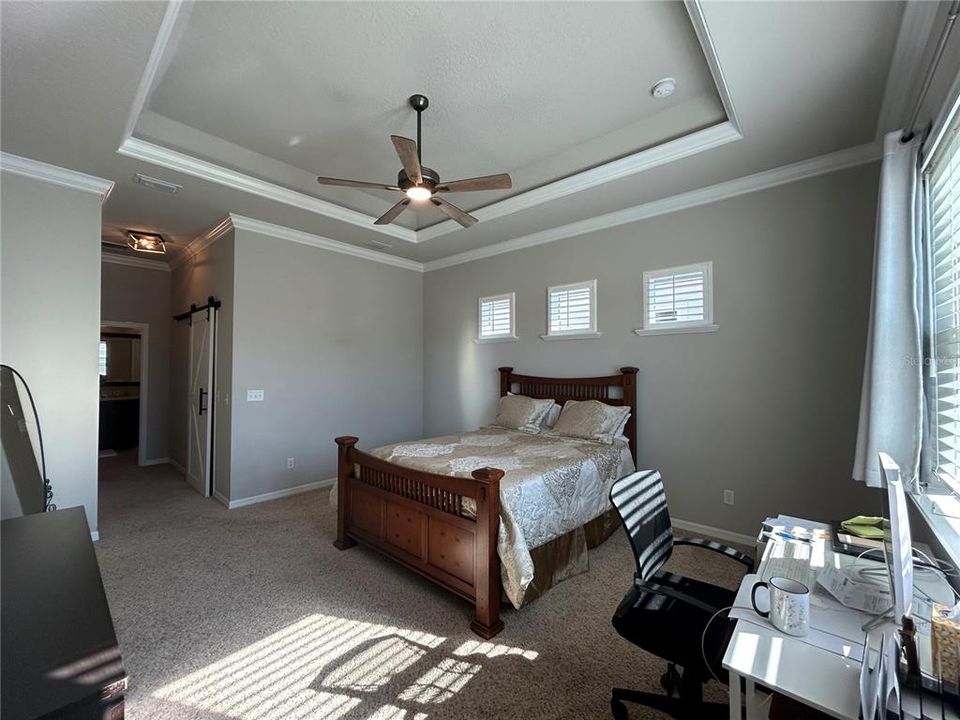 For Rent: $2,900 (3 beds, 2 baths, 2523 Square Feet)